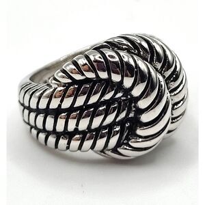 Vintage Lia Sophia Silver Tone Love Me Knot Size 7 Ring